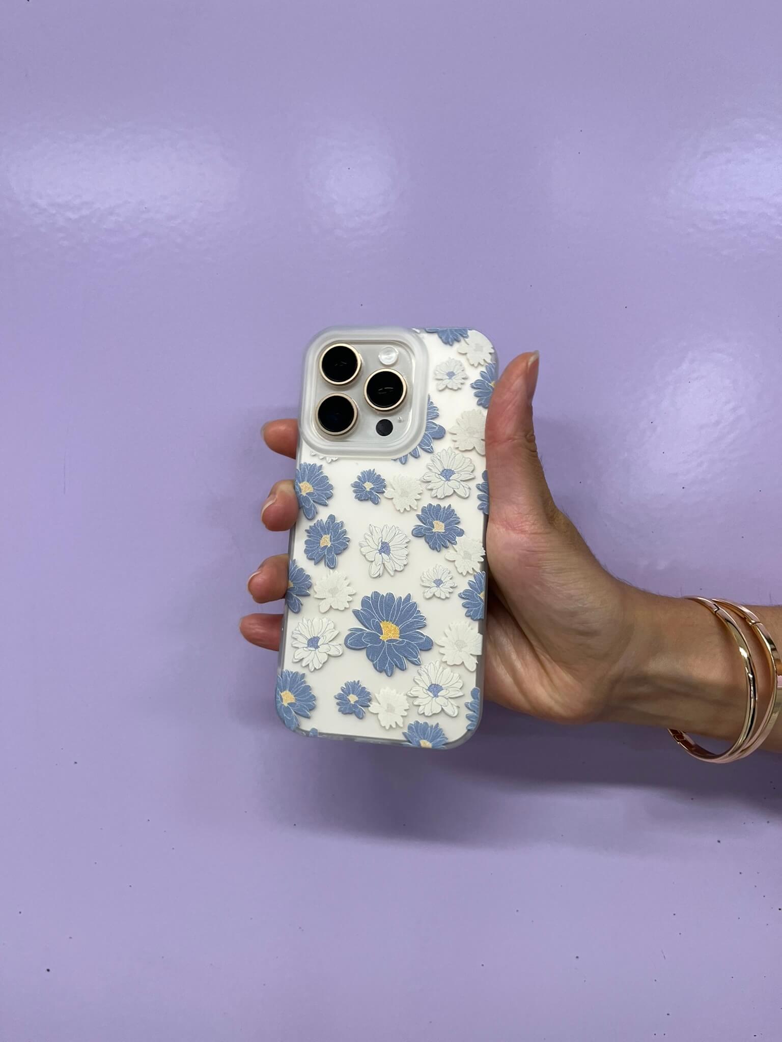 Case iPhone Blue Spring - Diseño Floral Aesthetic
