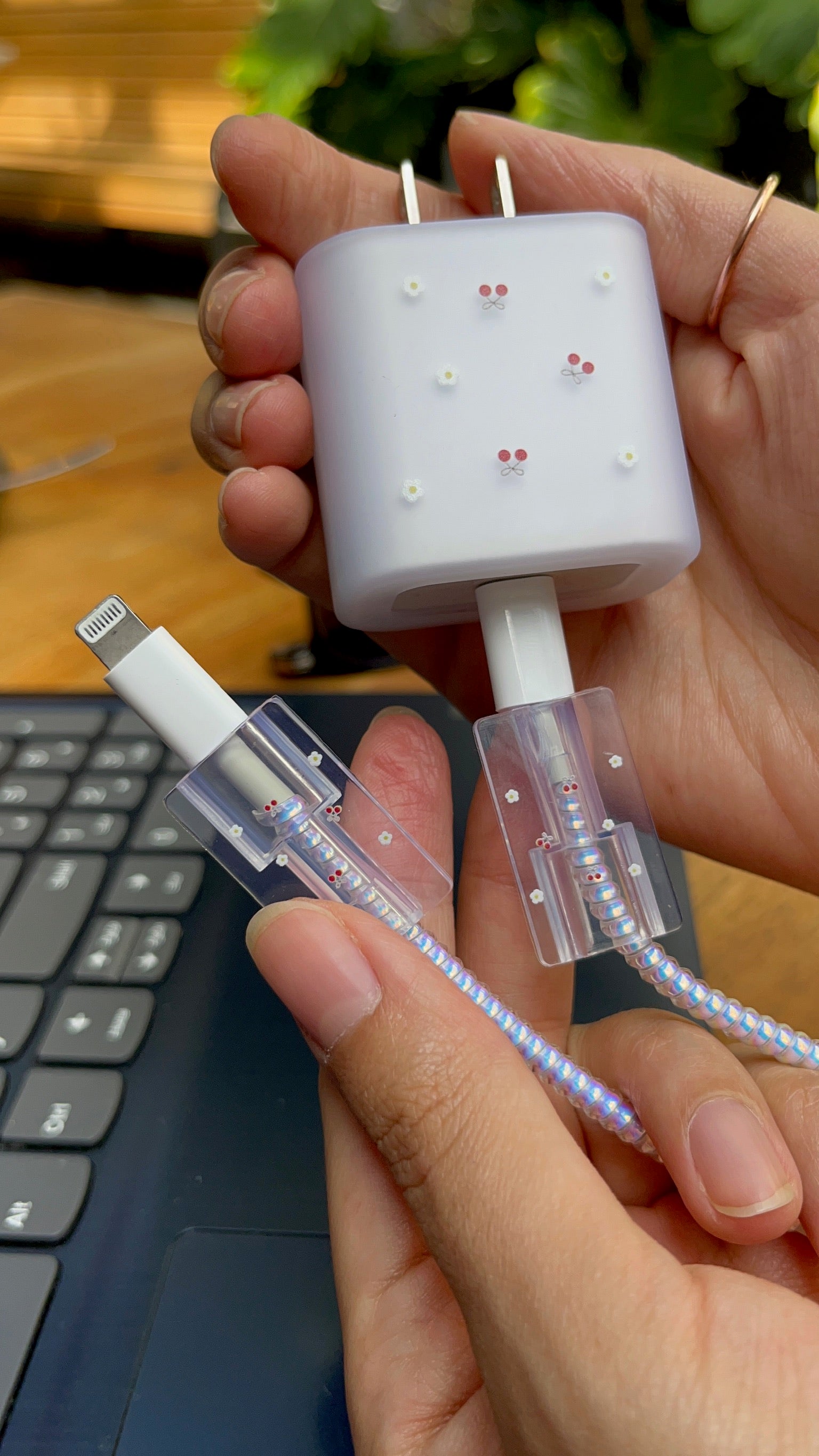 CHERRY PROTECTOR DE CARGADOR