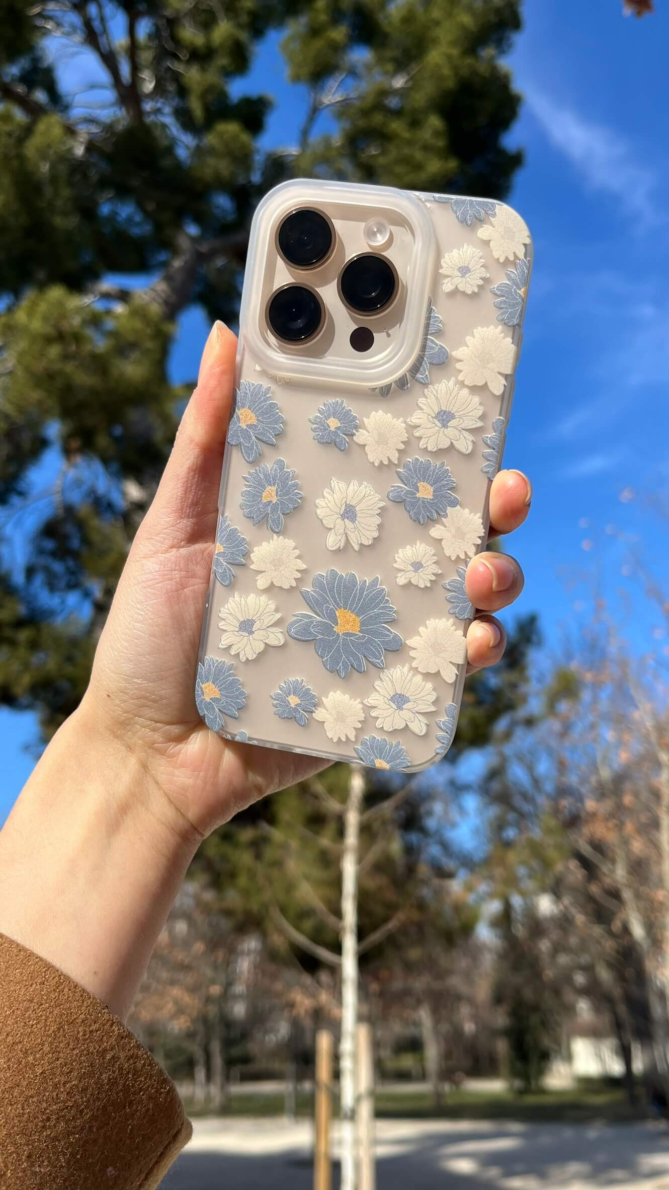 Case iPhone Blue Spring - Diseño Floral Aesthetic